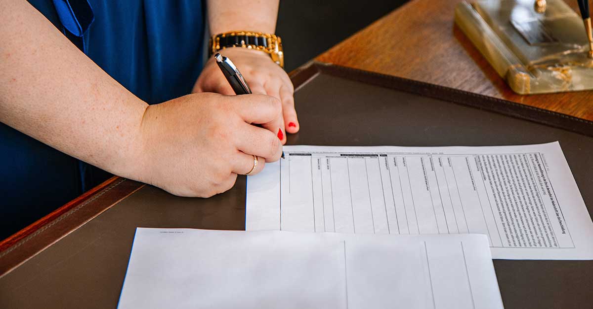 Wer muss die Kündigung unterschreiben? Dr. Drees